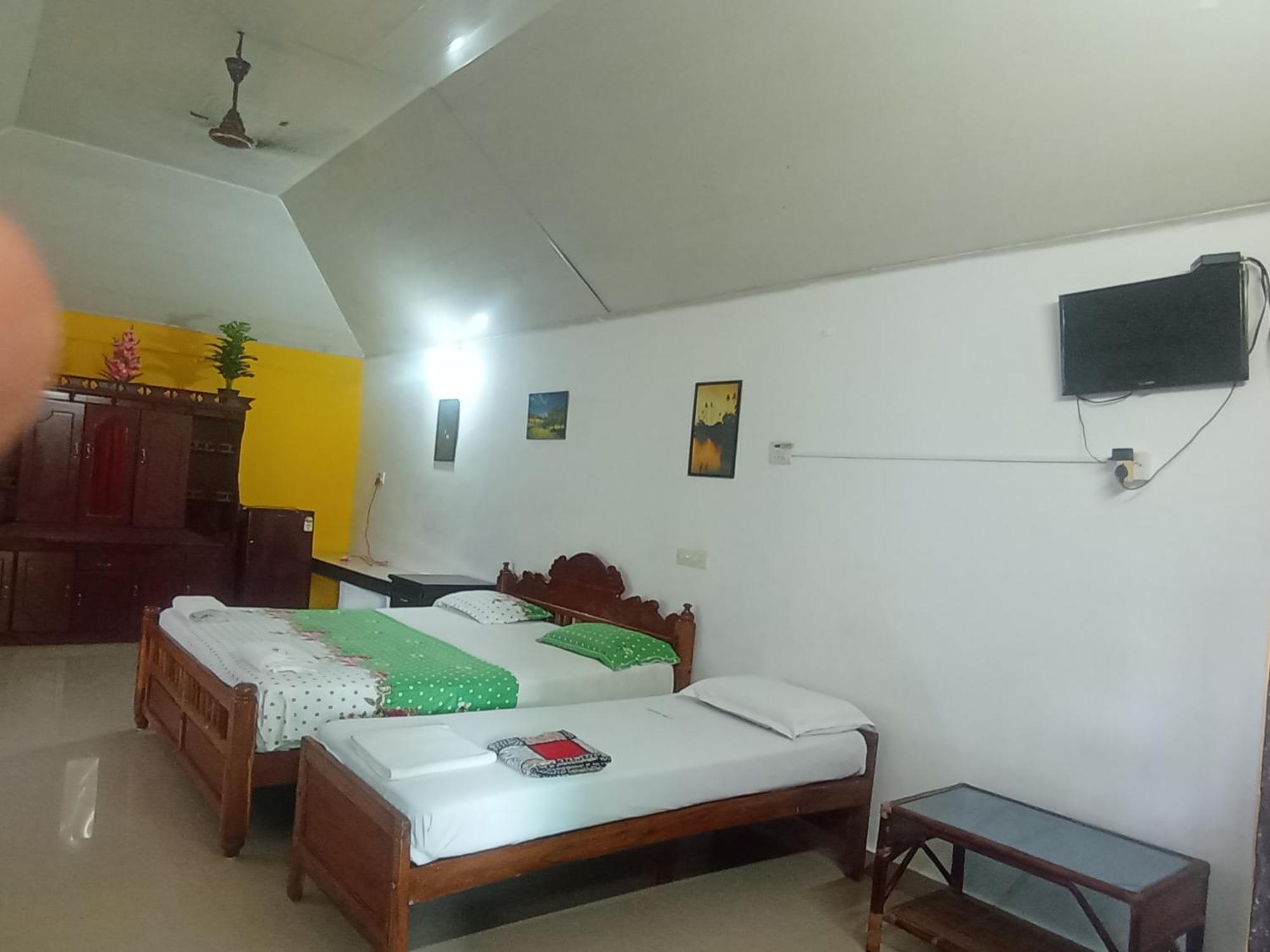 Keratheeram Beach Resort Varkala Room photo